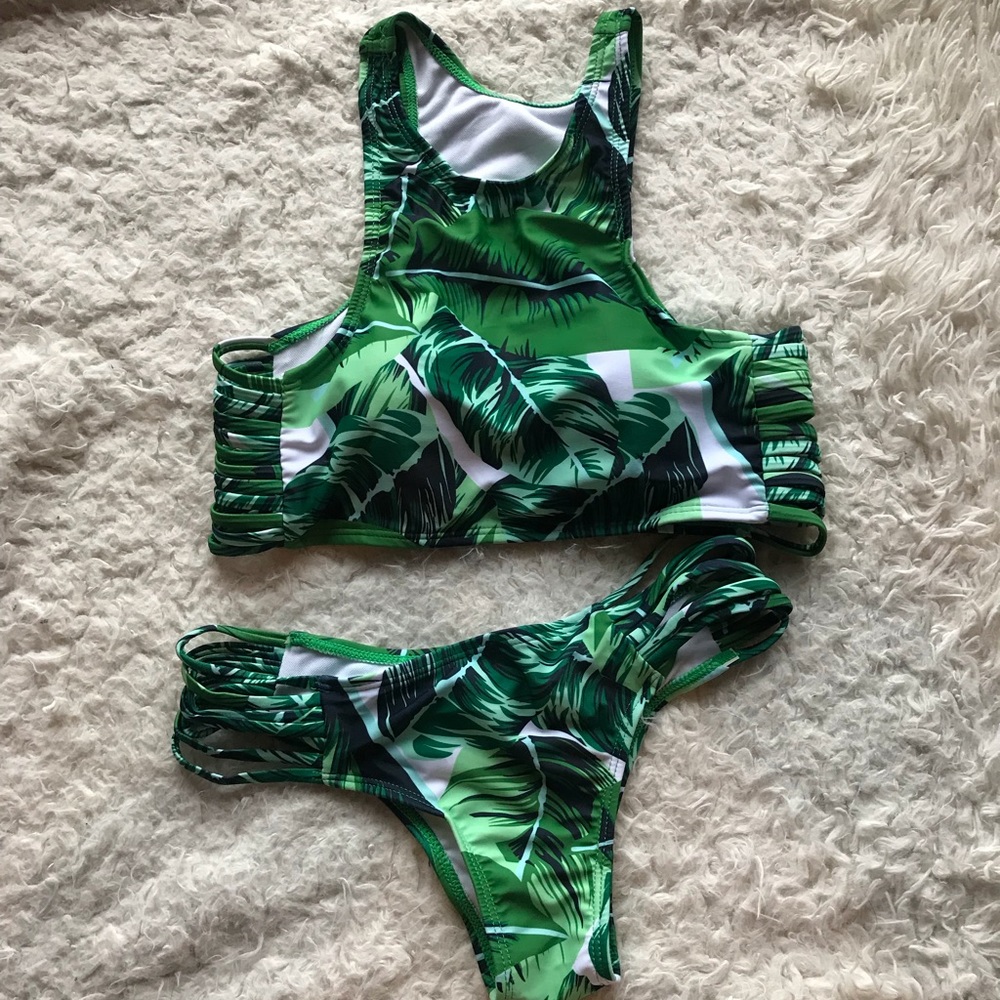 2X HOST PICK WILA Palm Bikini Set - Picture 2 of 8